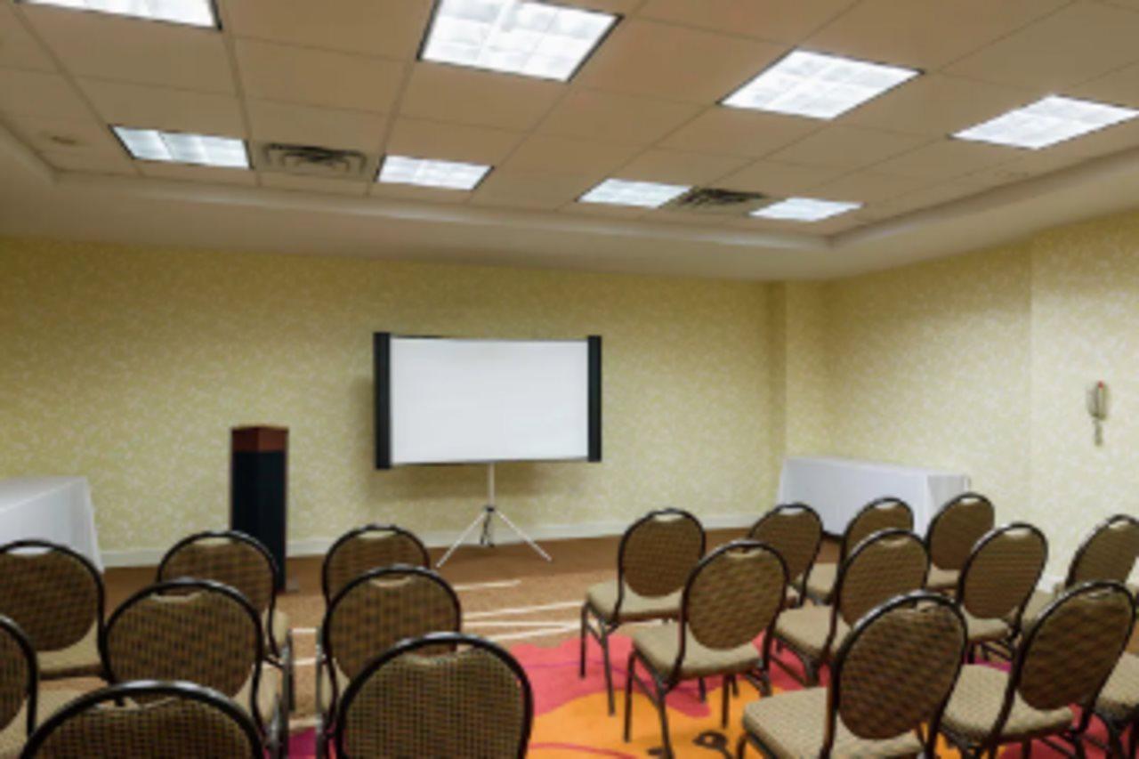 Hilton Garden Inn Queens/Jfk Nova Iorque Exterior foto