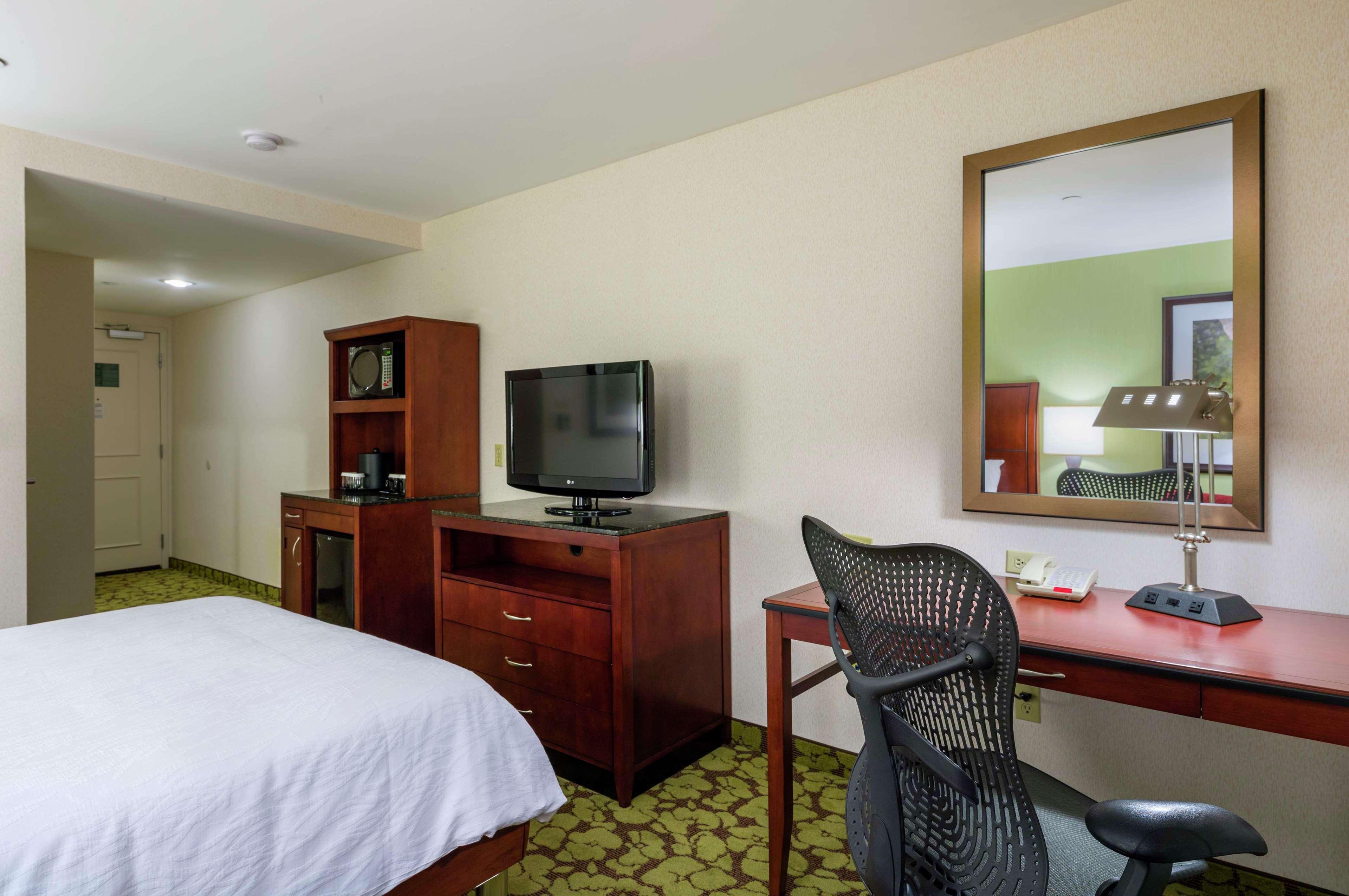 Hilton Garden Inn Queens/Jfk Nova Iorque Exterior foto
